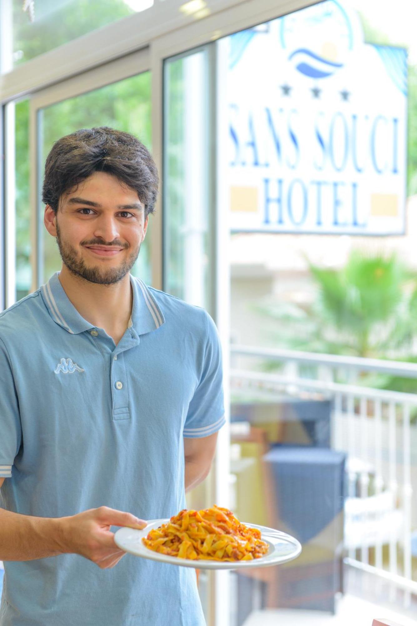 Hotel Sans Souci Римини Экстерьер фото